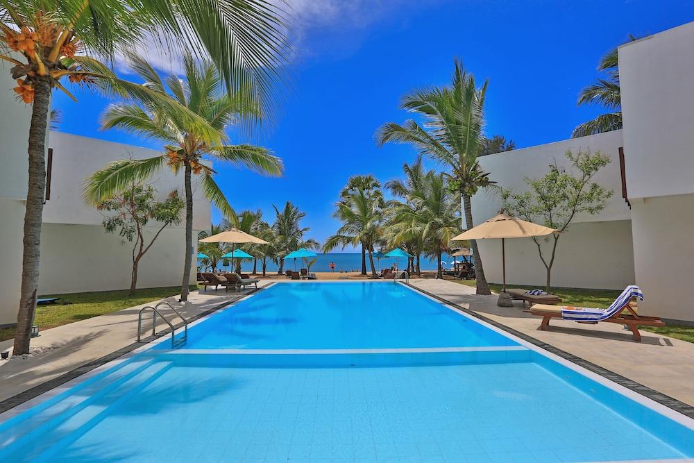 Arugambay Roccos Hotel อารูกัมเบย์ ภายนอก รูปภาพ